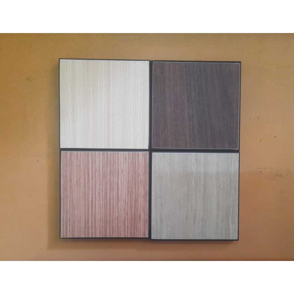 Phenolic Board Wood Grain Grade A Density 1500 Per Lembar