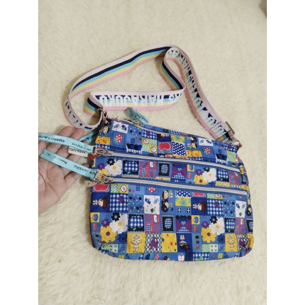 Tas selempang HARAJUKU lovers cakep mulus Emboss