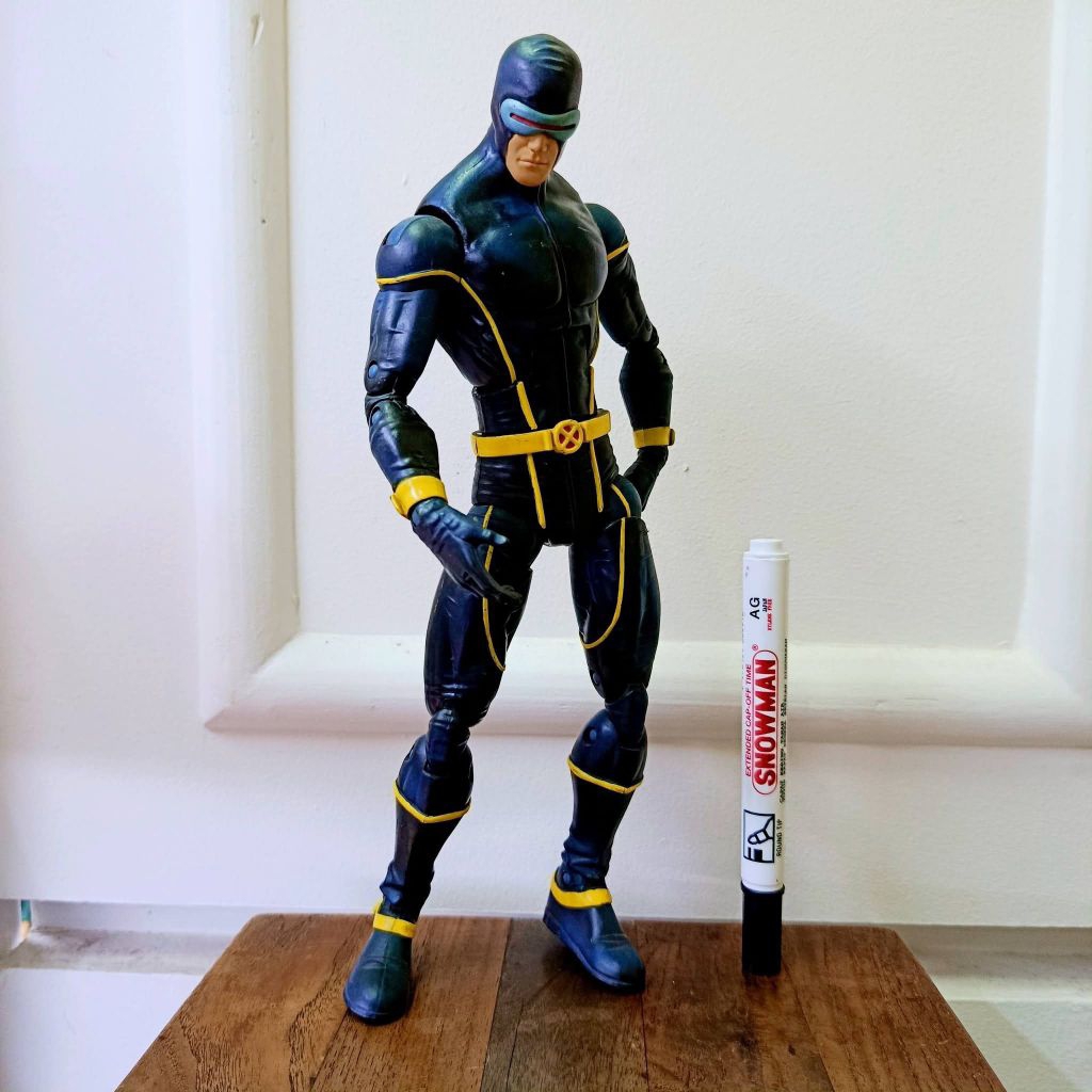 mainan action figurecyclops xmen animated icons originalfeatures a collectible Marvel Legends Series