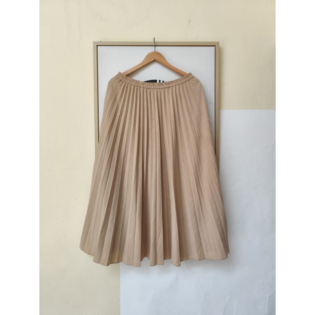 Rok Plisket Coksu Uniqlo