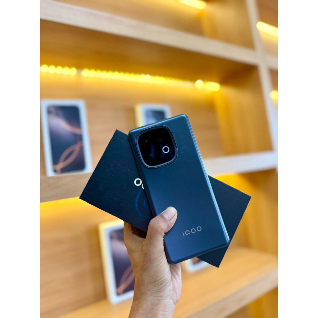 IQOO NEO 10 16/512GB // 12/256GB SECOND MULUS TERAWAT