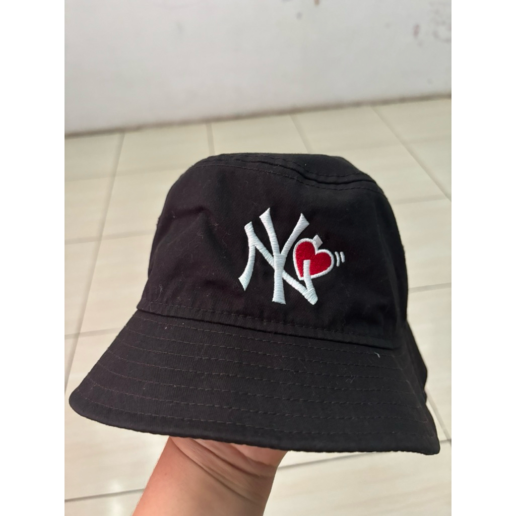 topi bucket new era ori preloved murah