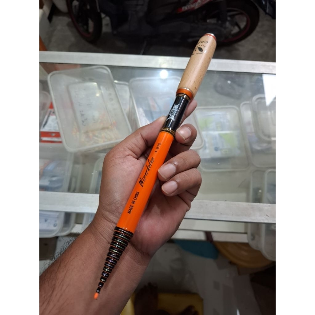 tegek wizardofoz/CAA custom kolong neklin zoom