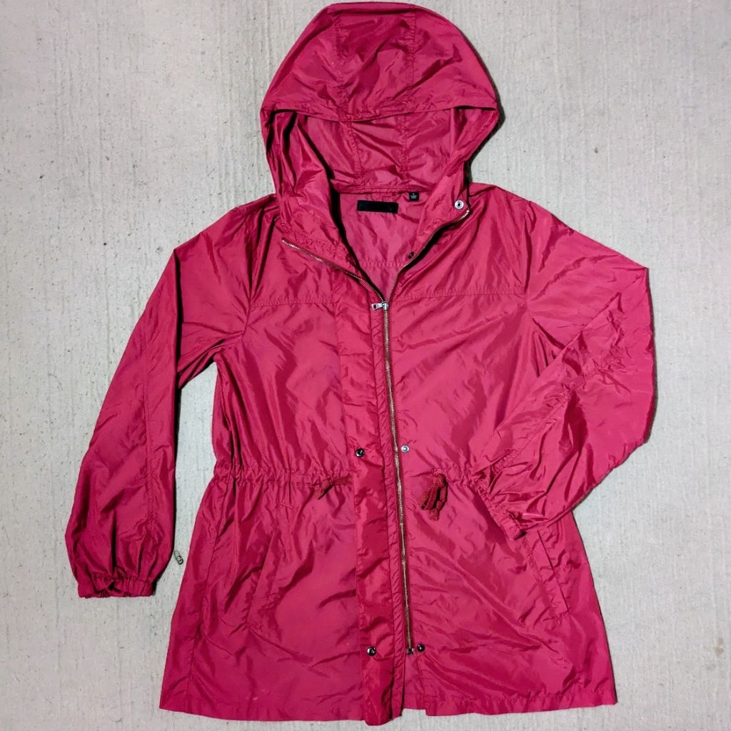 Jacket Outdoor Branded Uniqlo Original Second Preloved