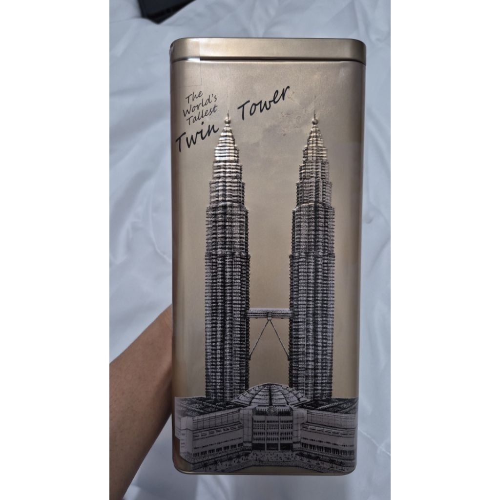 Coklat kaleng malaysia twin tower