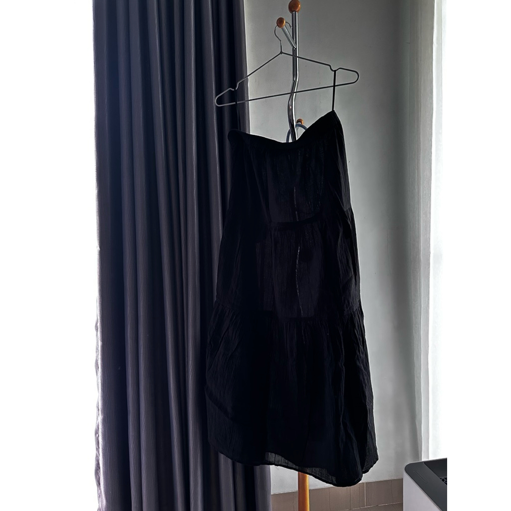 [ORI PRELOVED] UNIQLO Rok Panel Katun Kerut maxi skirt size L warna hitam/black