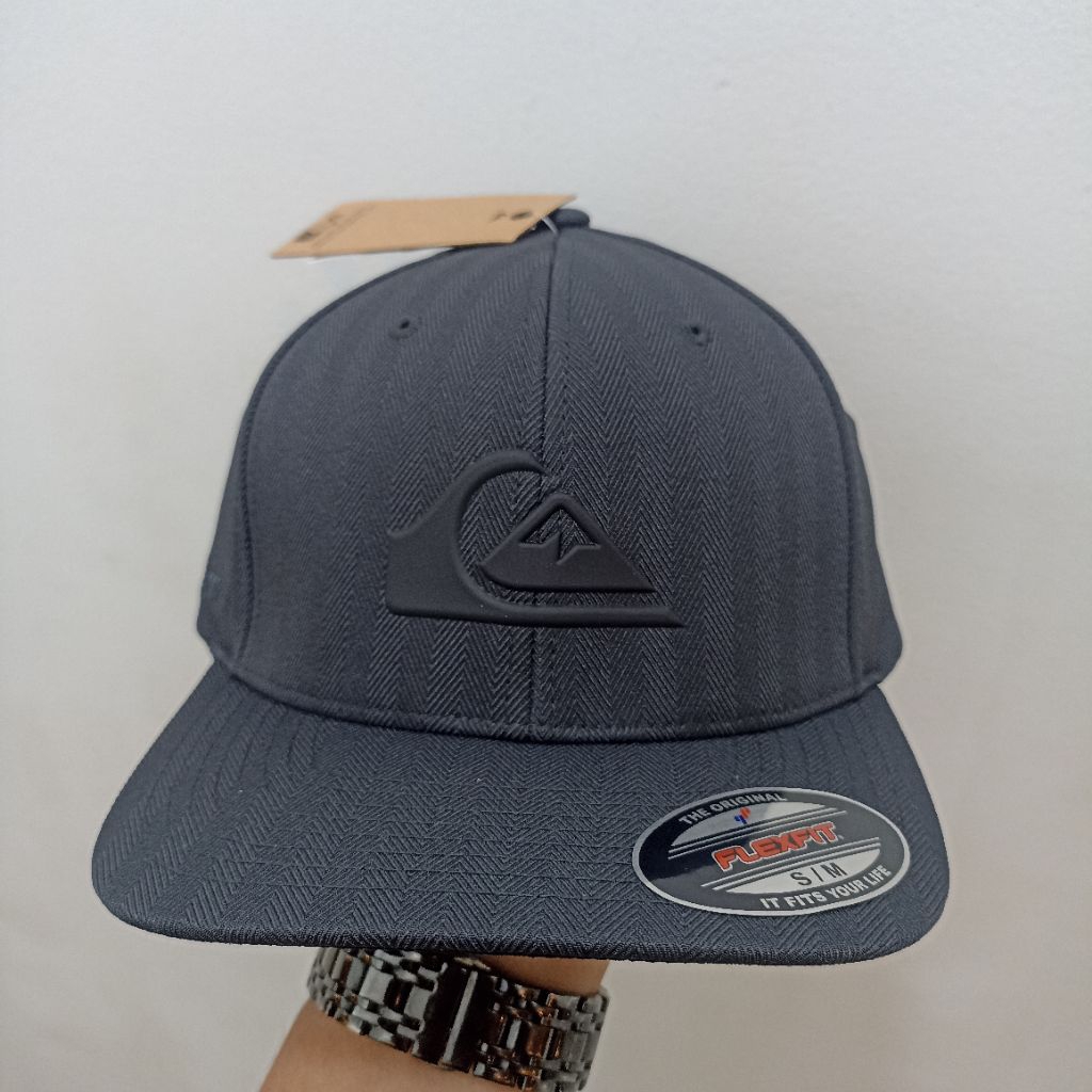Topi Pria Quiksilver Original Amped Up Flexfit