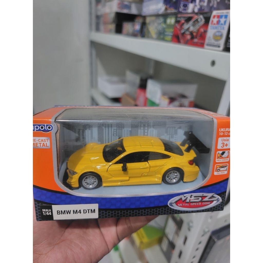 APOLO BMW M4 DTM KUNING
