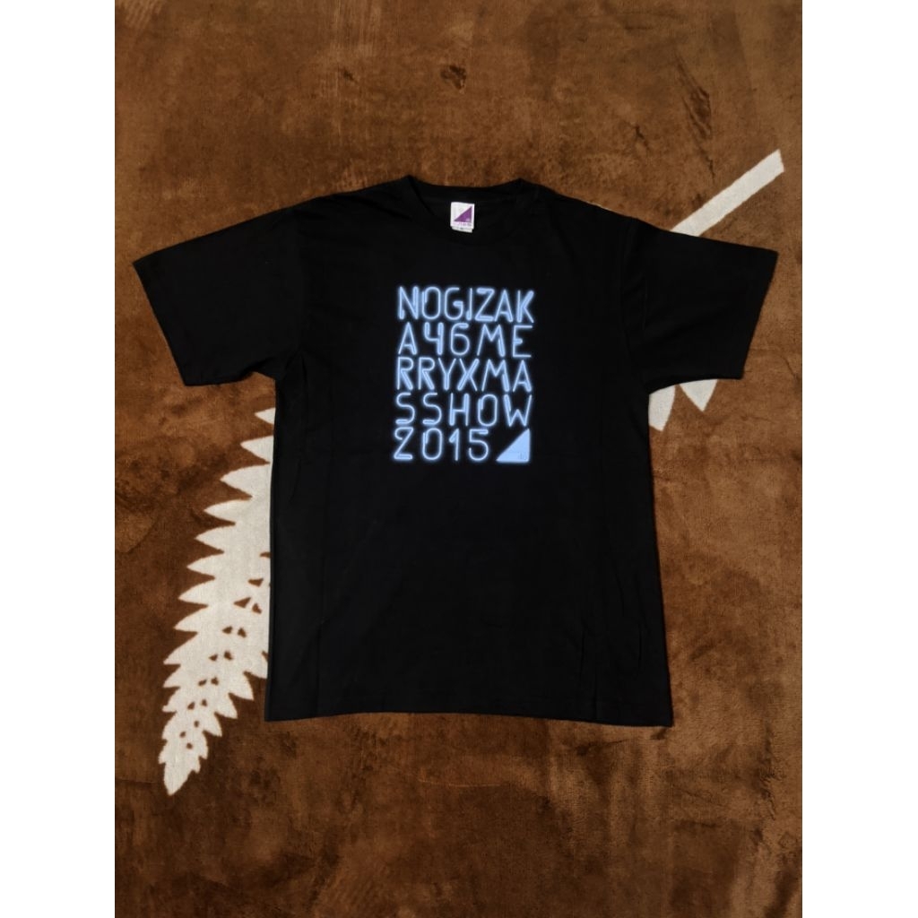T-shirt Official Nogizaka 46 size XL Hitam Kaos Idol Nogizaka46 Merry X'mas Show 2015