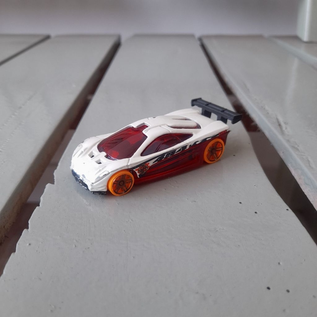 Hotwheels Prototype 12 2014 Flame Fighter 5-Pack