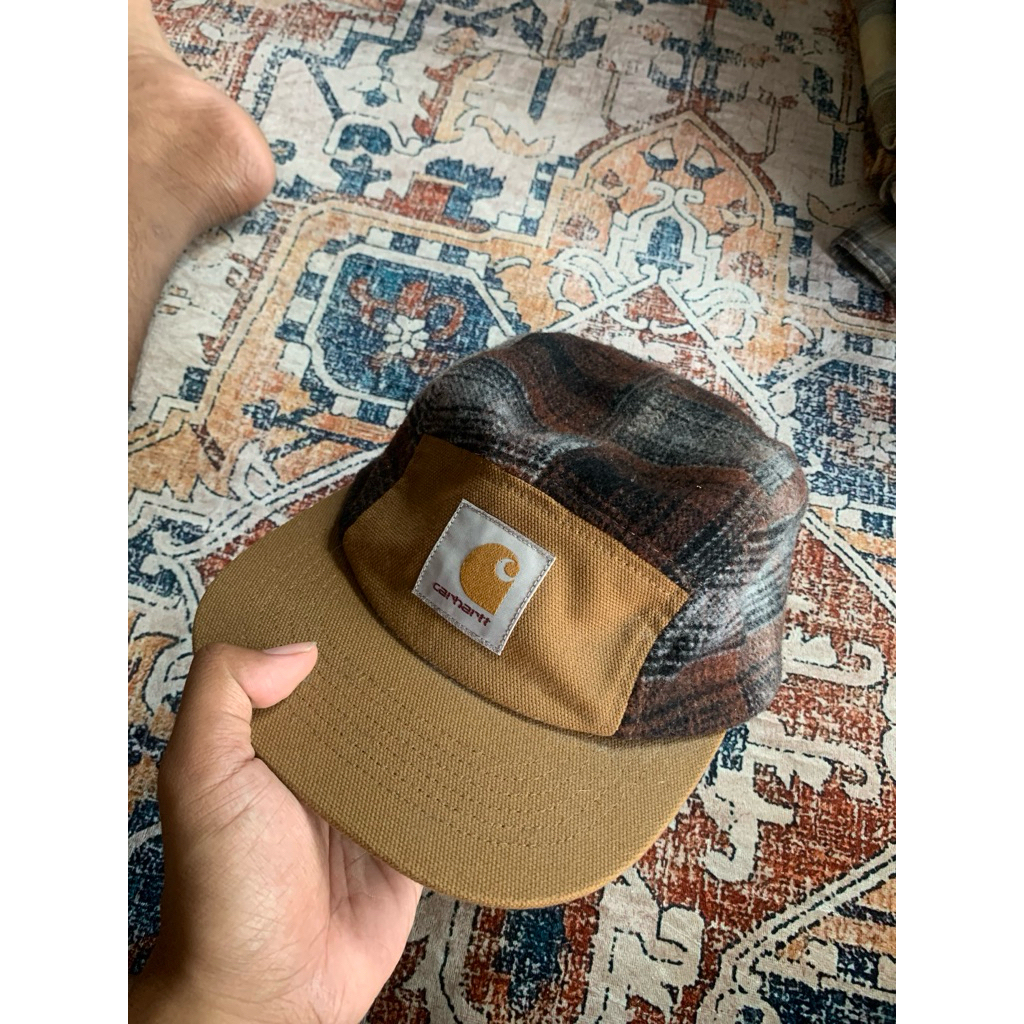 topi carhartt