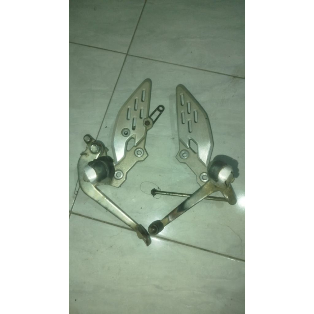 Step depan Vixion R 155 VVA 2017