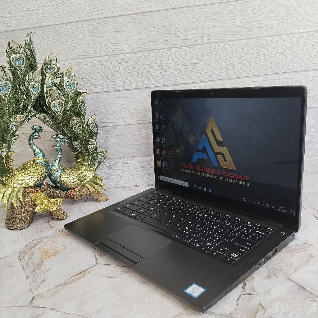 ULTRABOOK DELL 5300 i7-8665U 8TH GEN/32GB RAM /SSD 1TB