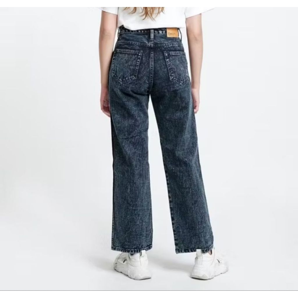 [Preloved] ESROCTE Naia Pants | Celana Loose Jeans High Waist Wanita Black Snow