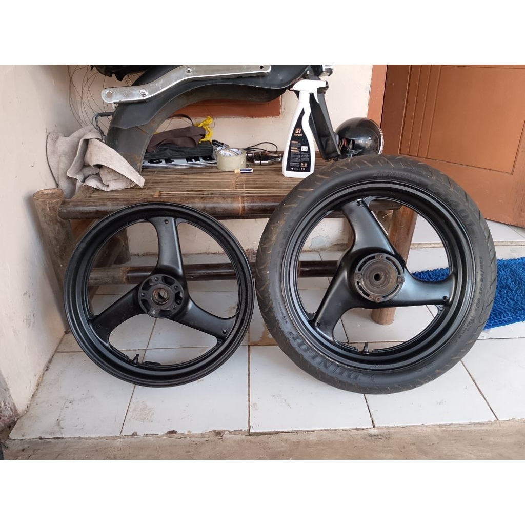 Velg Pelk Velk Wheelset Limbah Moge Suzuki Bandit/400 gs500 Double cakram seset buat custom modifika