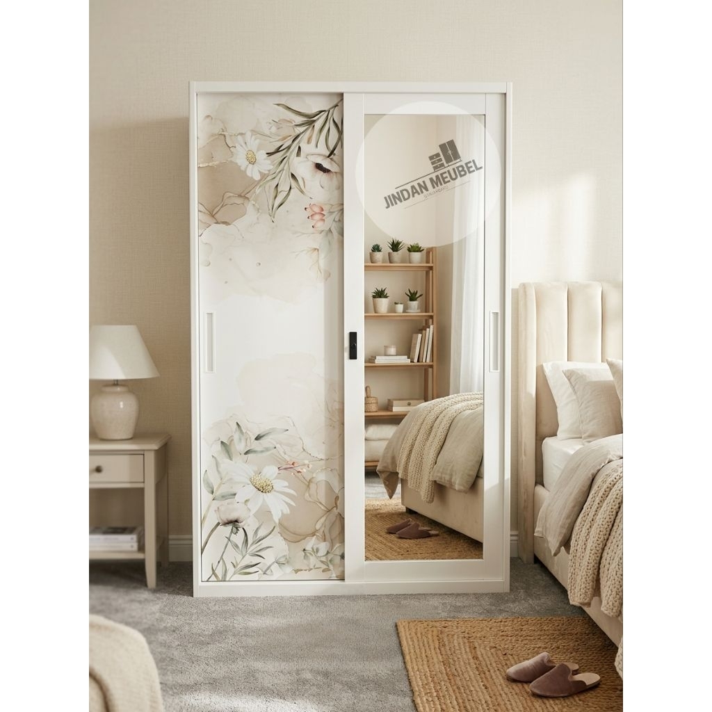 lemari besi pakaian pintu sleding / geser