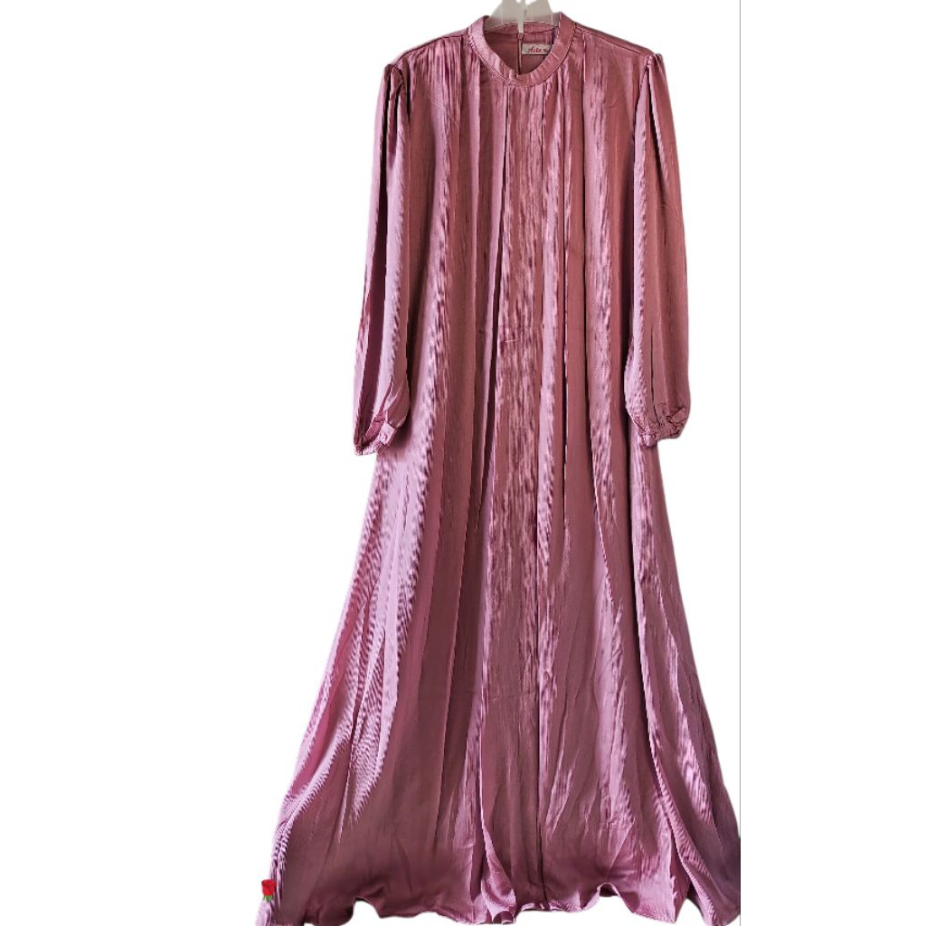 gamis Asta mode magenta plisket