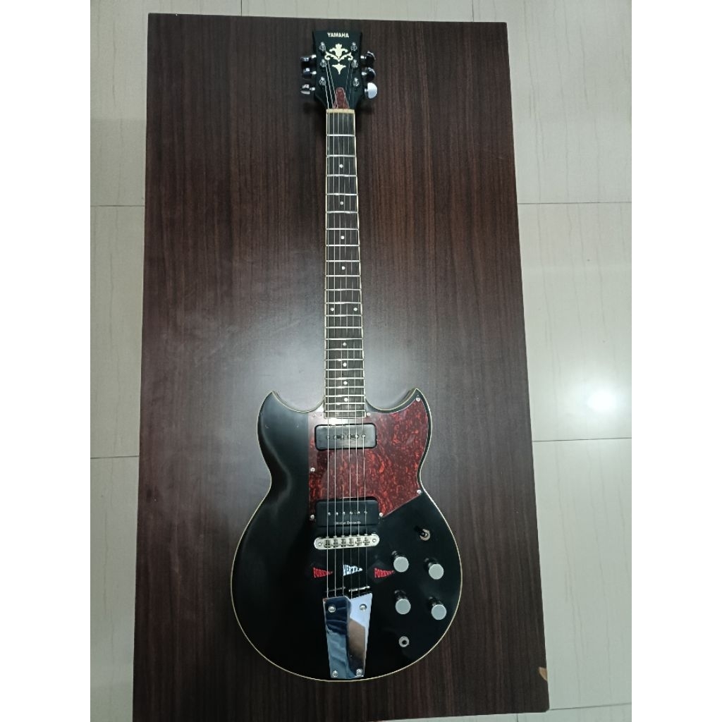 gitar. custom HQ pickup pake P90 Duncan designed part ori Yamaha revstar