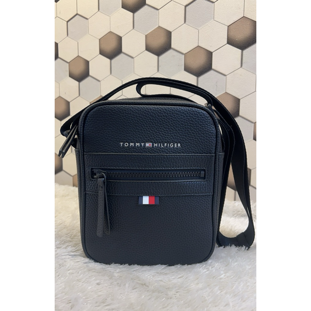 Tommy Hilfiger sling bag cowo