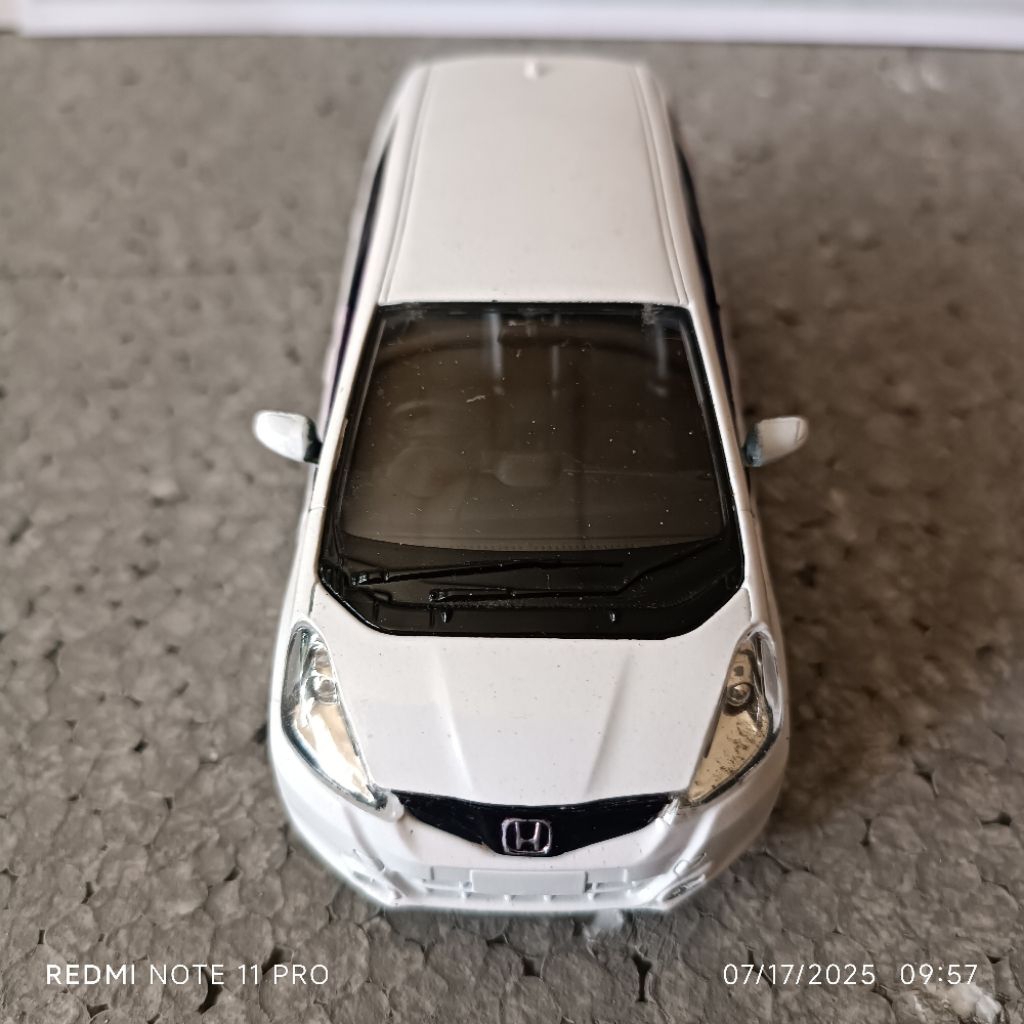 Honda Jazz GE8 Skala 1:36 RMZ City
