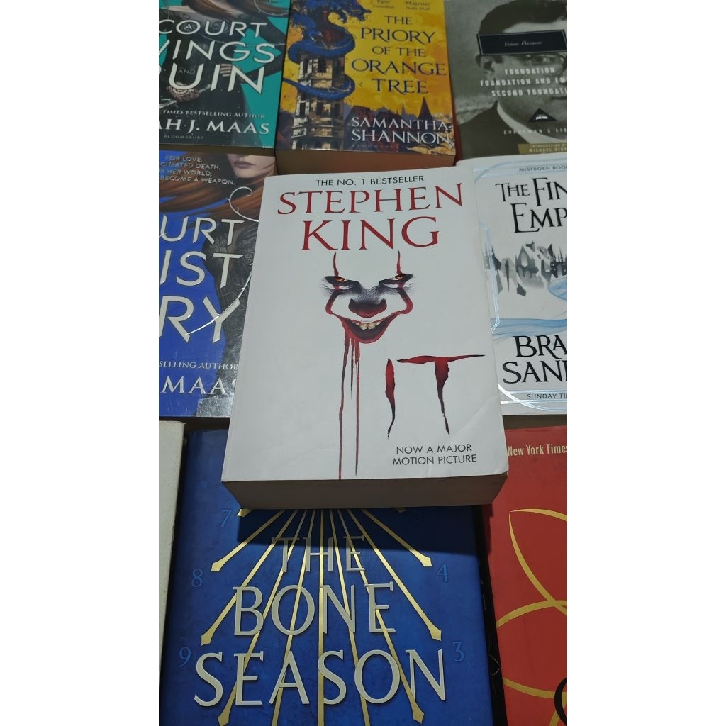 IT - Stephen King Paperback Novel Import English
