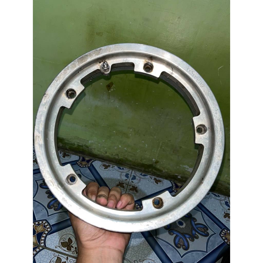 Velg vespa tublles gs scooter ring 10
