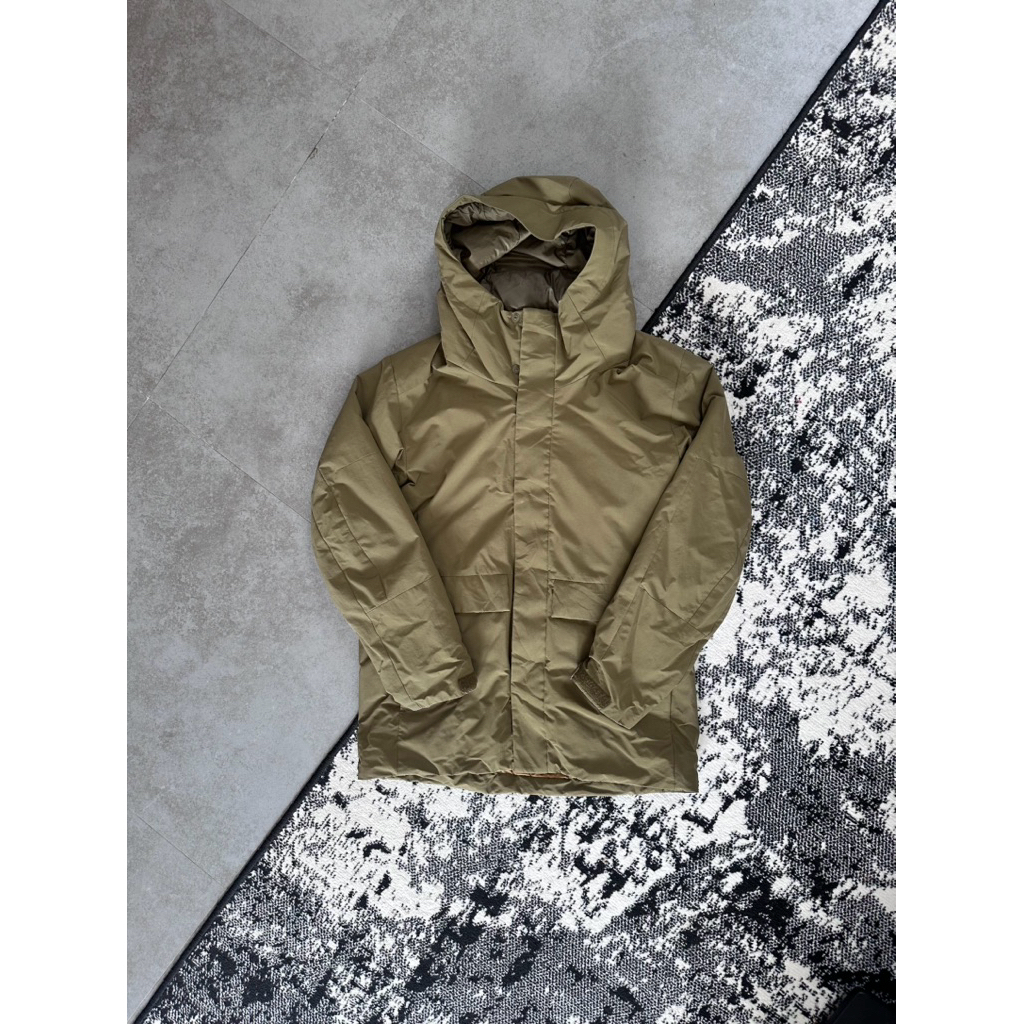 uniqlo hybrid down jacket jaket parka winter gunung