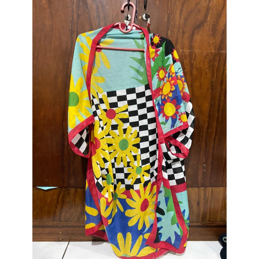 (PRELOVED) Outer Scarf