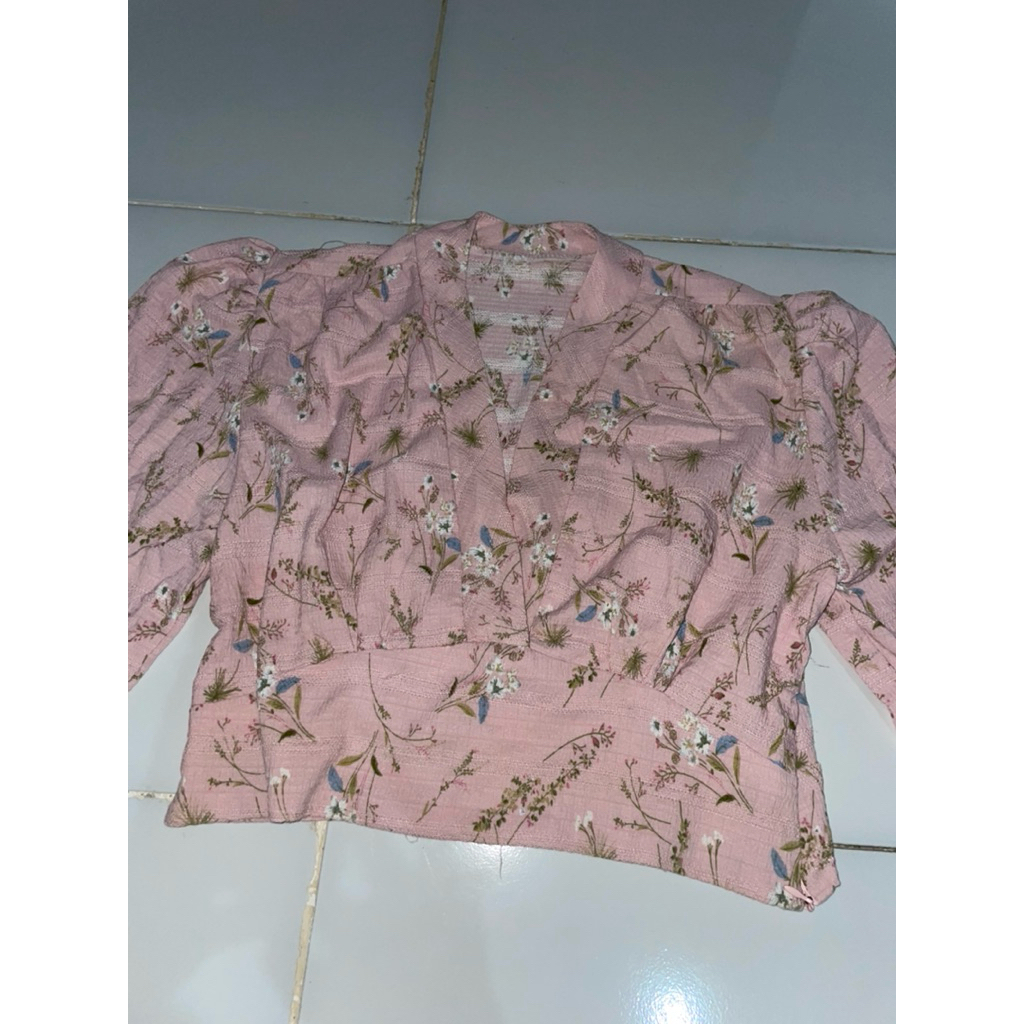 preloved blouse floral crop