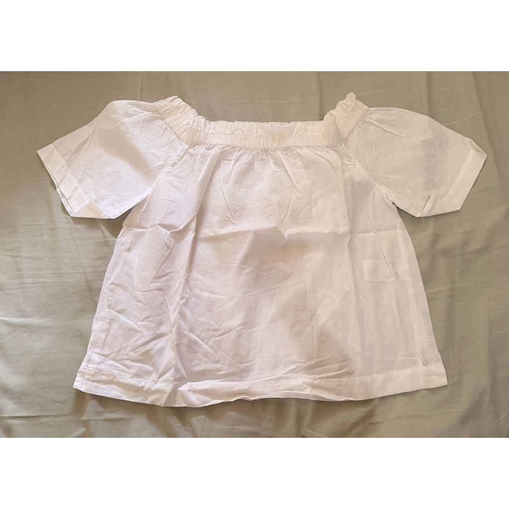 Uniqlo Blouse Putih Sabrina