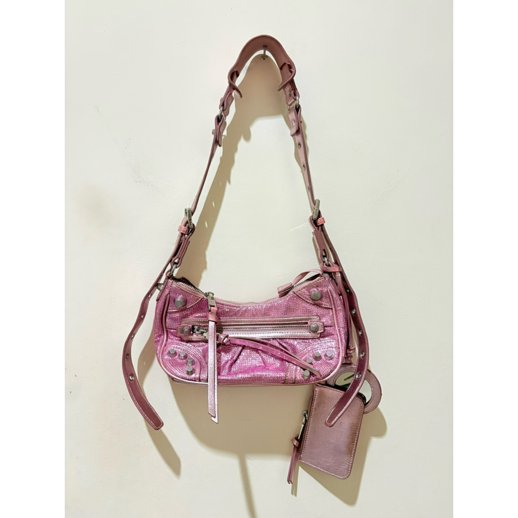 Steve Madden Bglowing Pink Rhinestone
