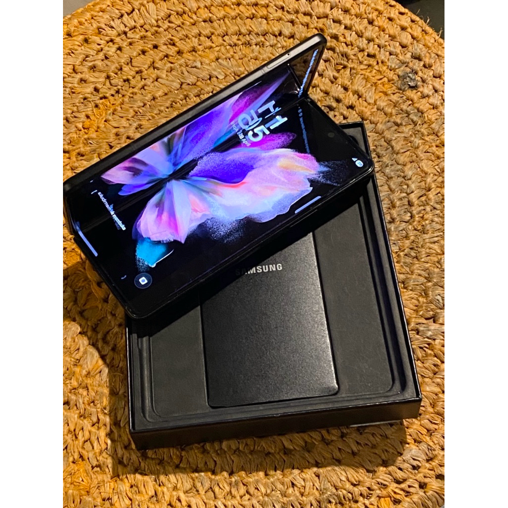 Samsung Galaxy Z Fold 3 12/256 (SECOND)