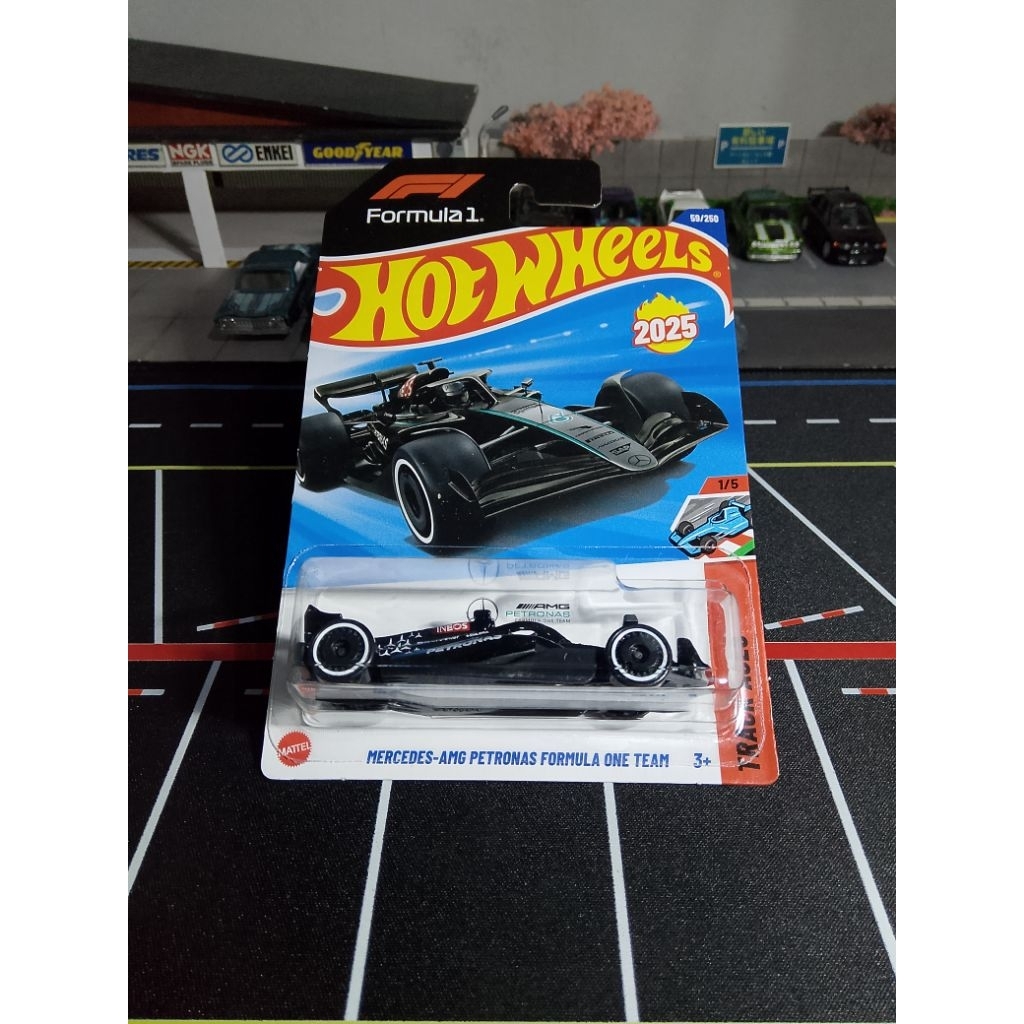 hot wheels Mercedes AMG Petronas F1