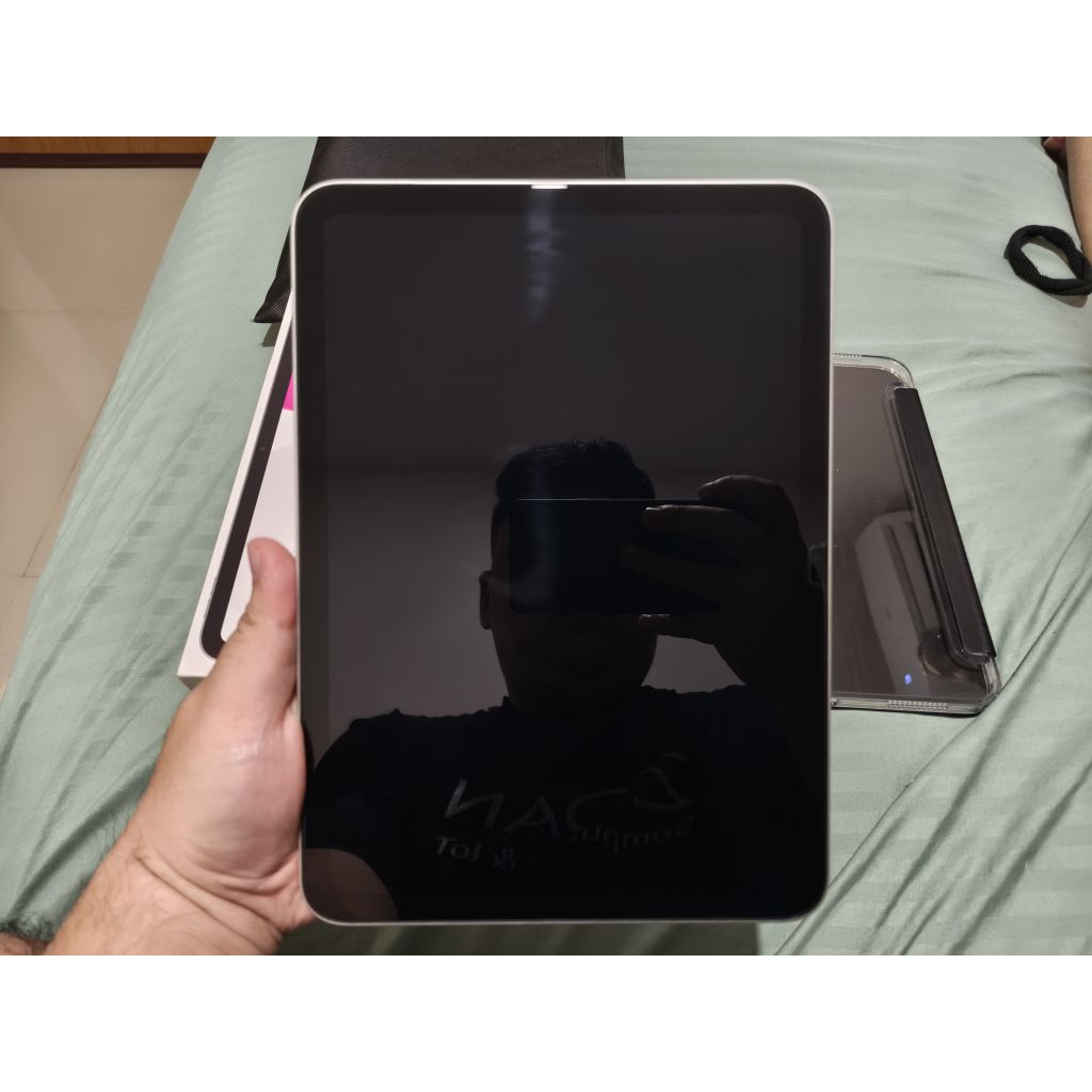 iPad Gen 11th (A16) 128GB Silver Ibox Garansi Resmi On
