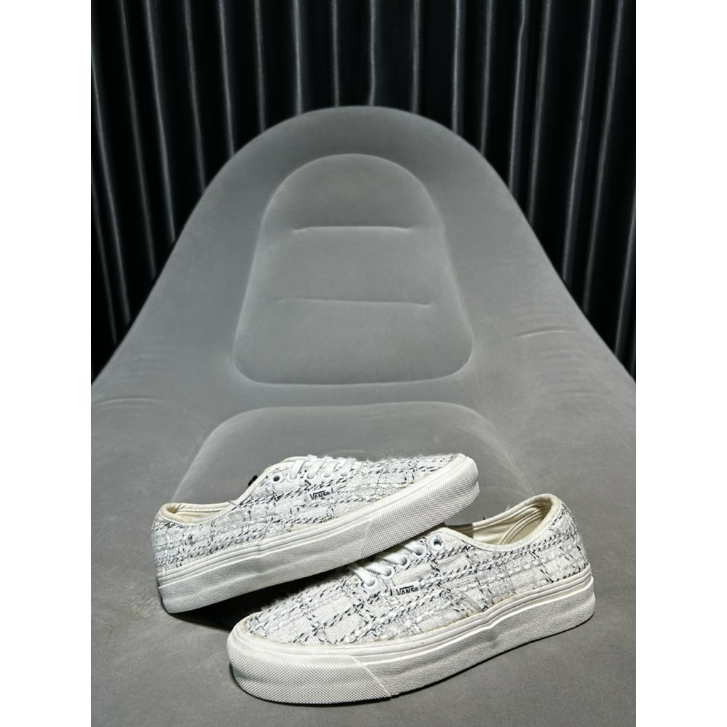 Vans Vault OG Authentic LX Barneys New York sz 39