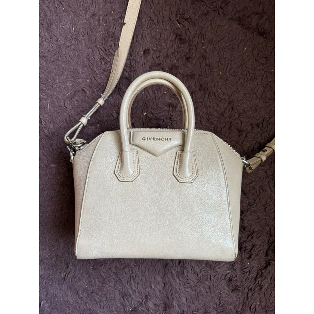 Givenchy antigona mini