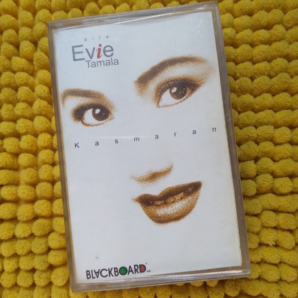 KASET PITA EVIE TAMALA - KASMARAN