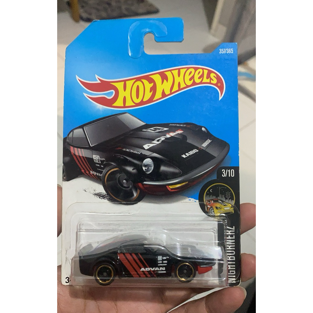 Hot Wheels Nissan Fairlady Z Advan Nighburnerz