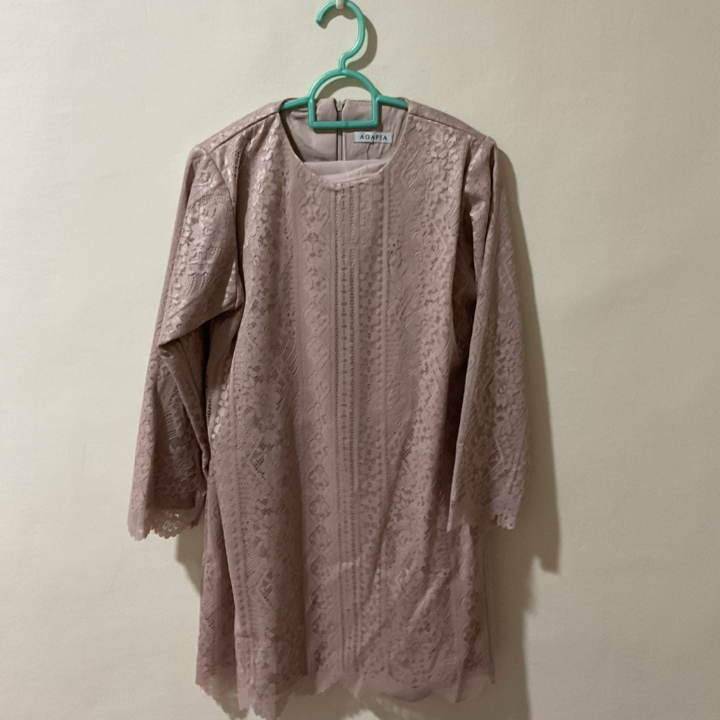 PRELOVED KEBAYA BESERTA ROK LILIT (AGAFIA)