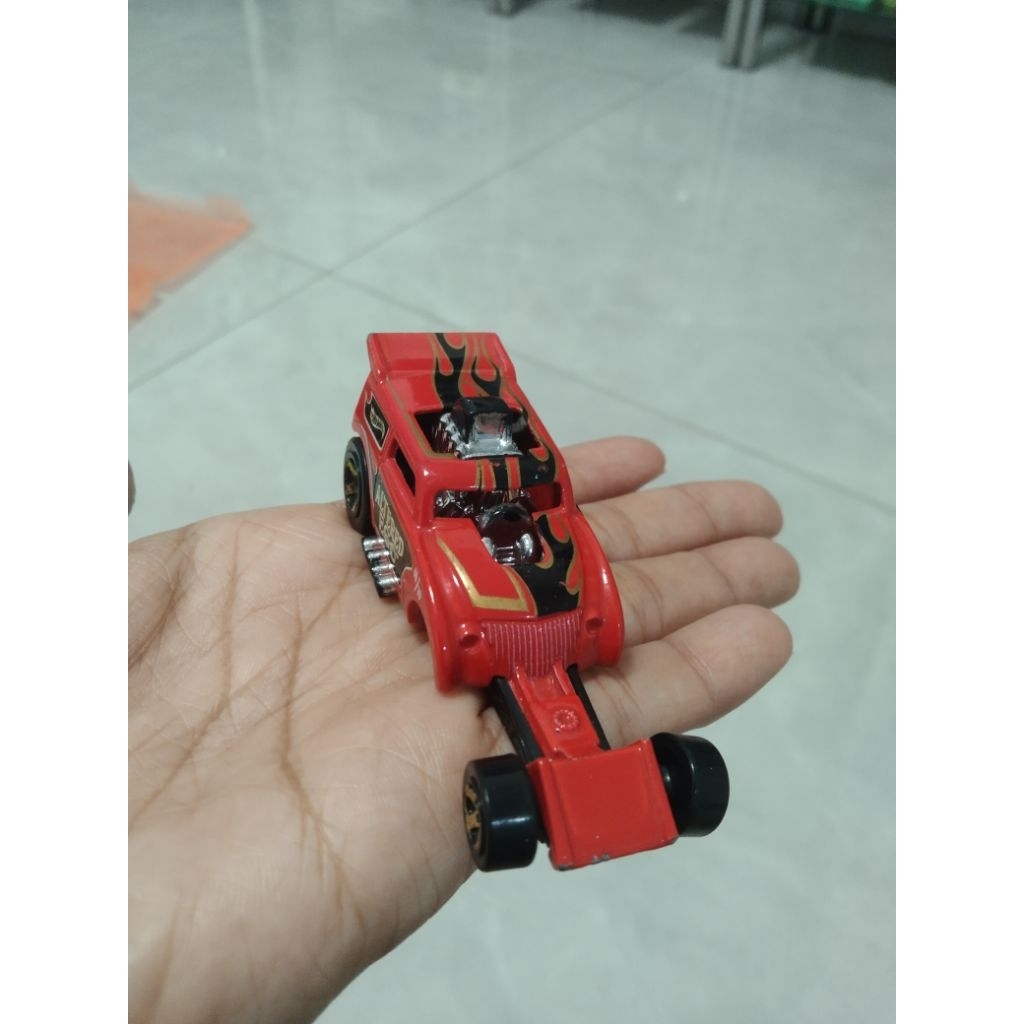 Hotwheels Red Limited Edition Preloved