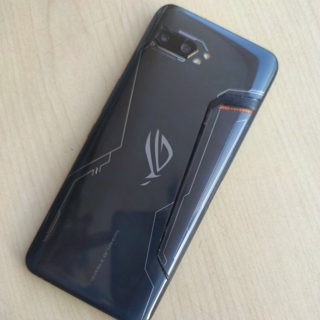 mesin asus rog 2