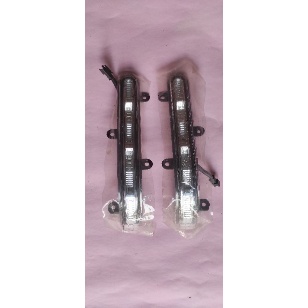 LAMPU SEN SPION INNOVA ORIGINAL