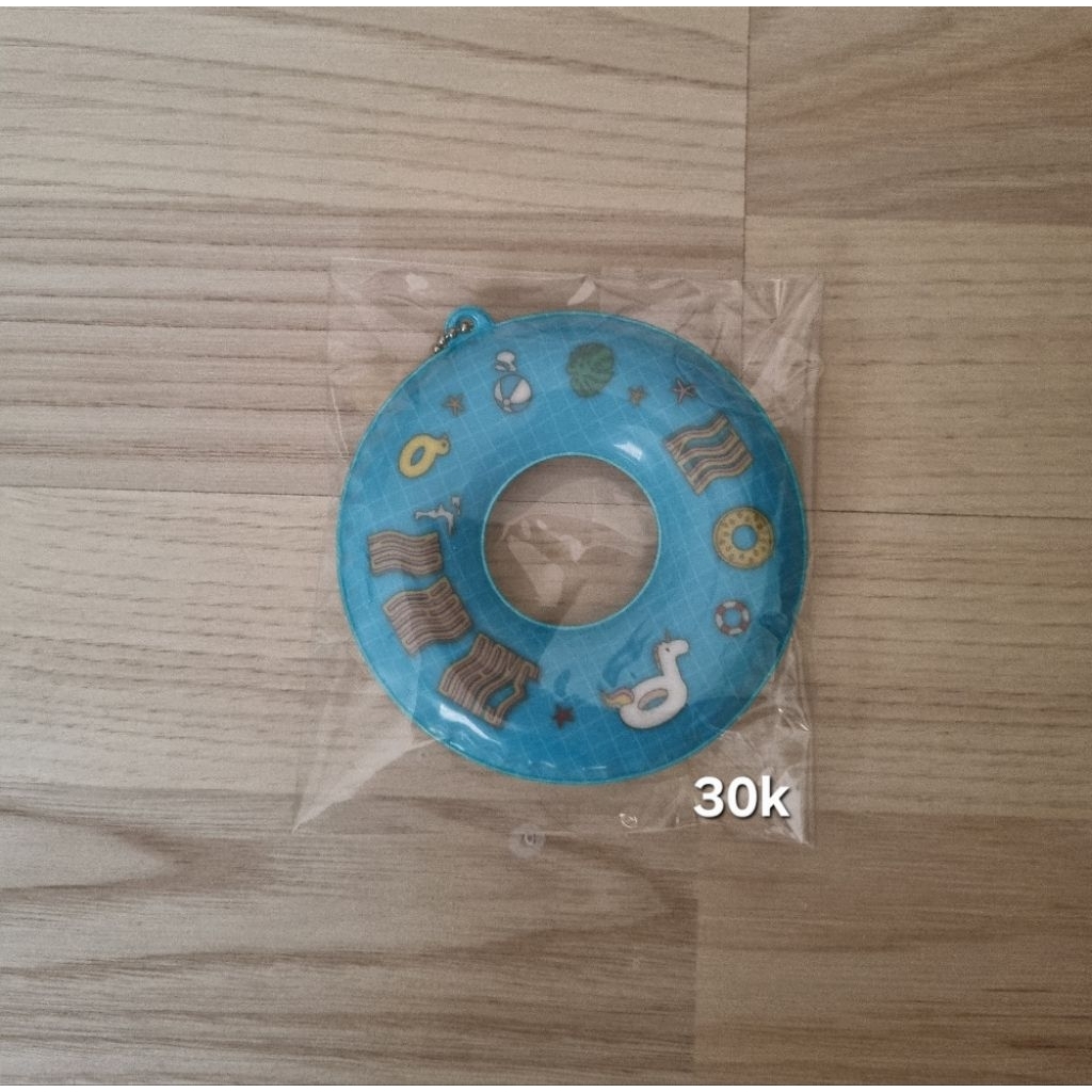 itzy no bad days floatie keychain