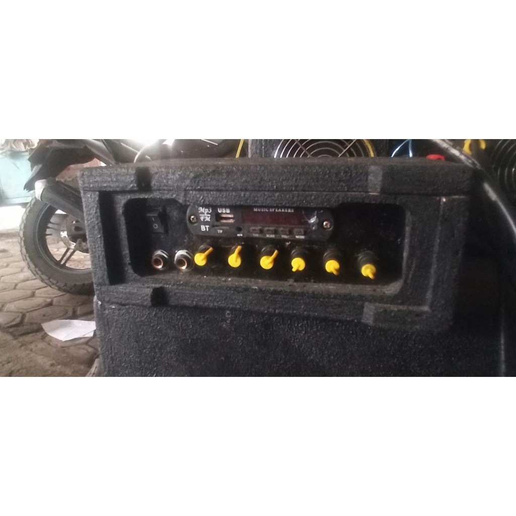 Parametrik / mixer ombro stereo + subwoofer + blueerooth