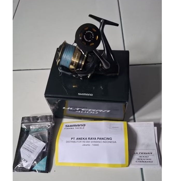 reel shimano ultegra size 4000. bekas seperti baru sekali pakai bonus pe dan handle gomexus.