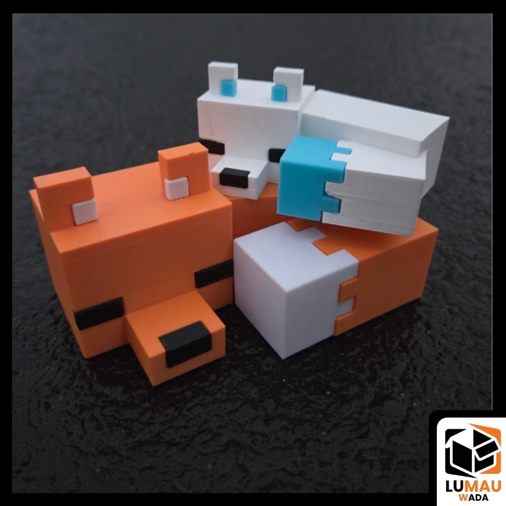 Figure Dekorasi Minecraft Style Fox - Model Rubah Tidur Plastik