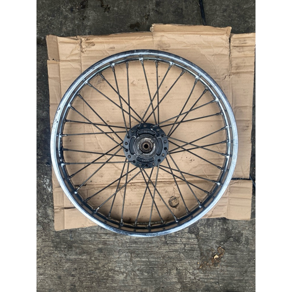 Velg pelek roda depan ruji kawasaki kaze r blitz r original copotan