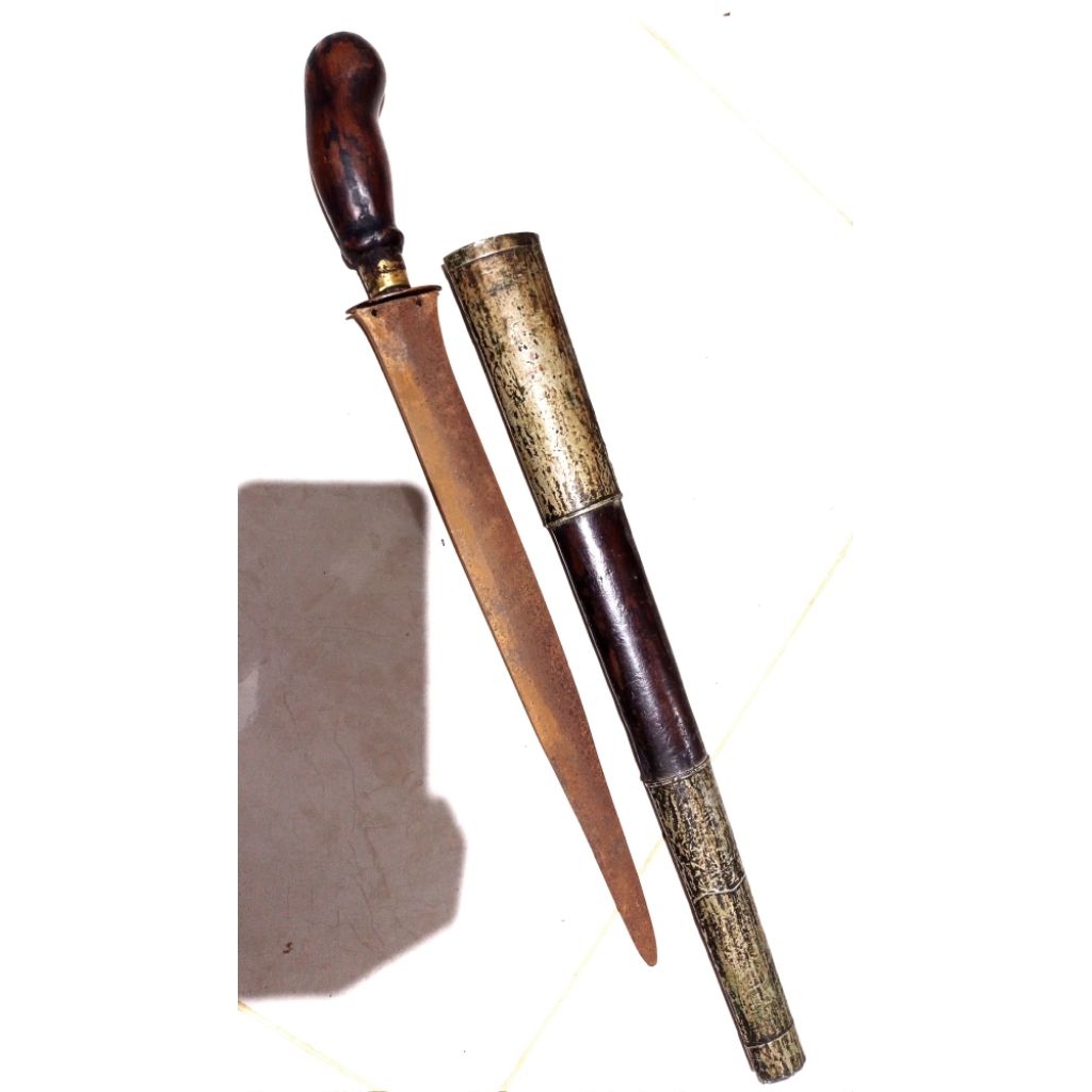 keris cundrik khas lombok