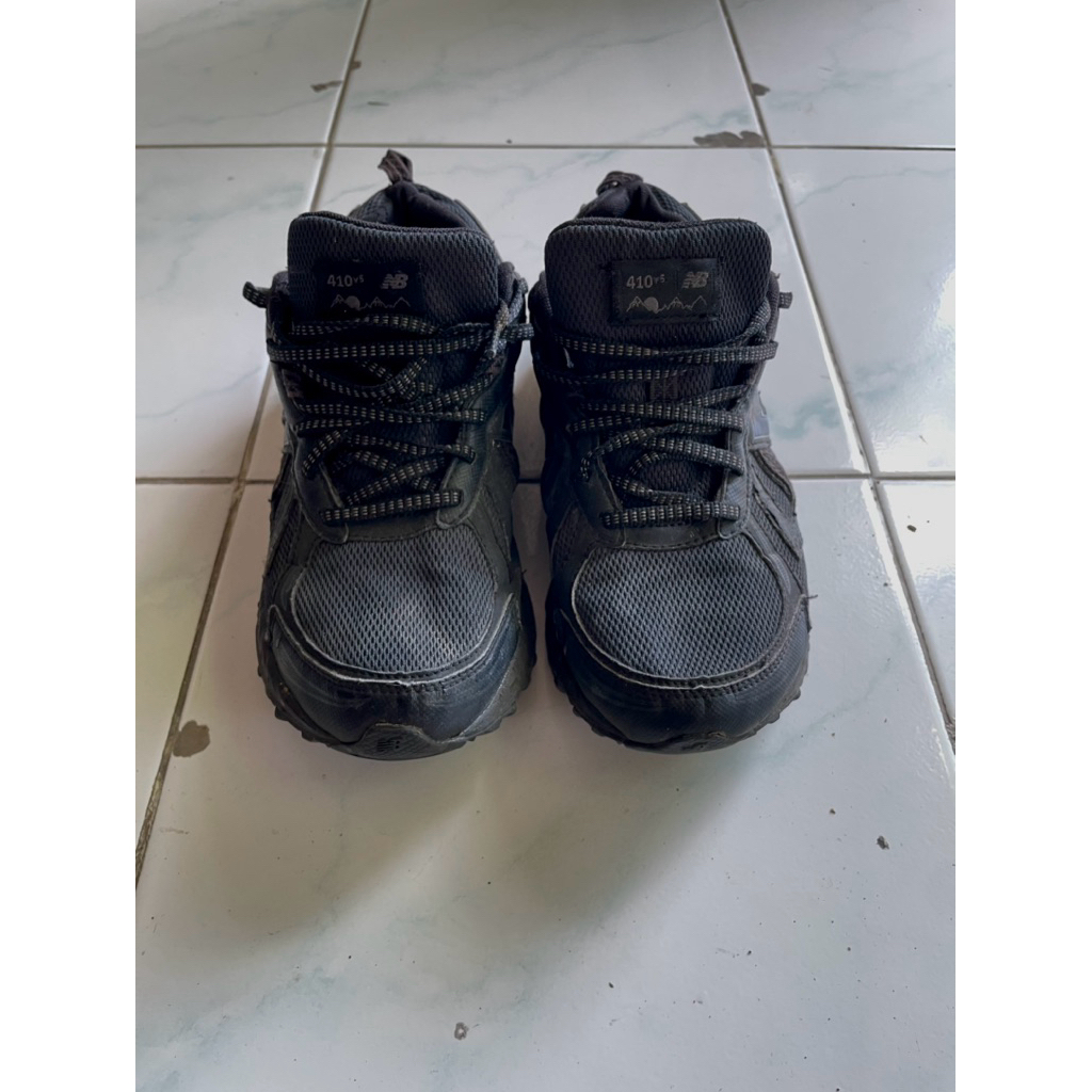 New Balance 410v5 Trail Running Size 40