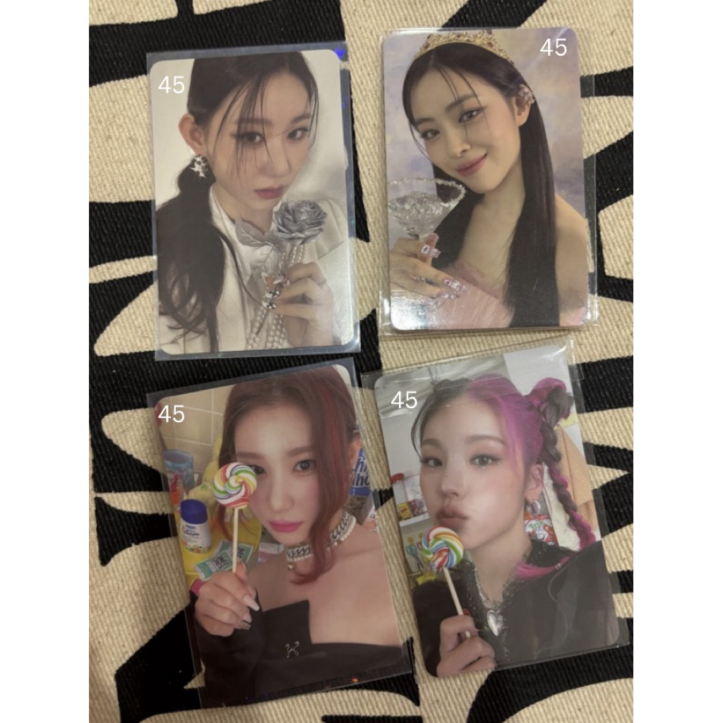 ITZY photocard official